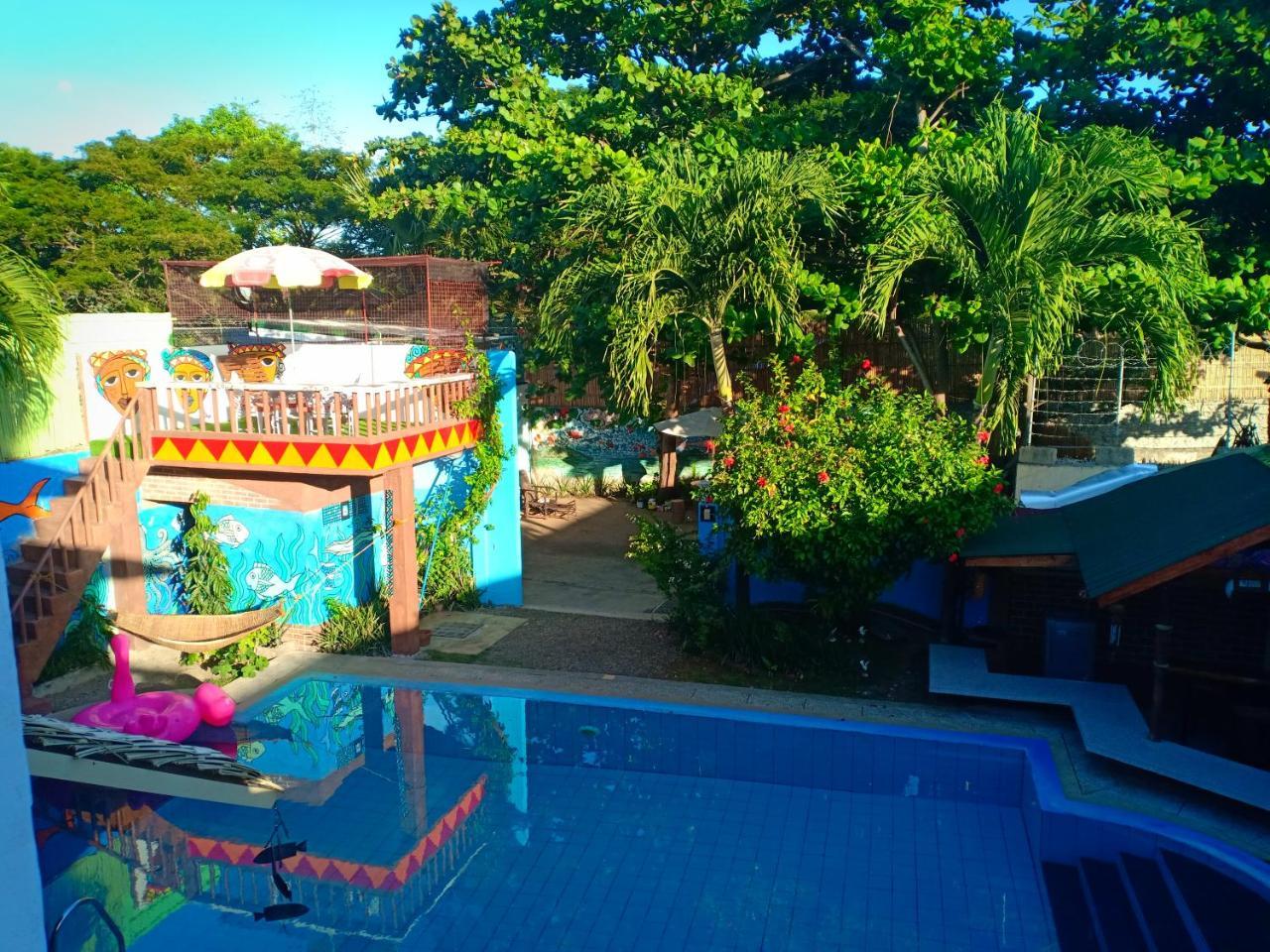 Lala Panzi Bed And Breakfast Puerto Princesa Exterior photo